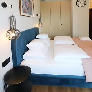  Apartament Falcon 5 Metro Sgh